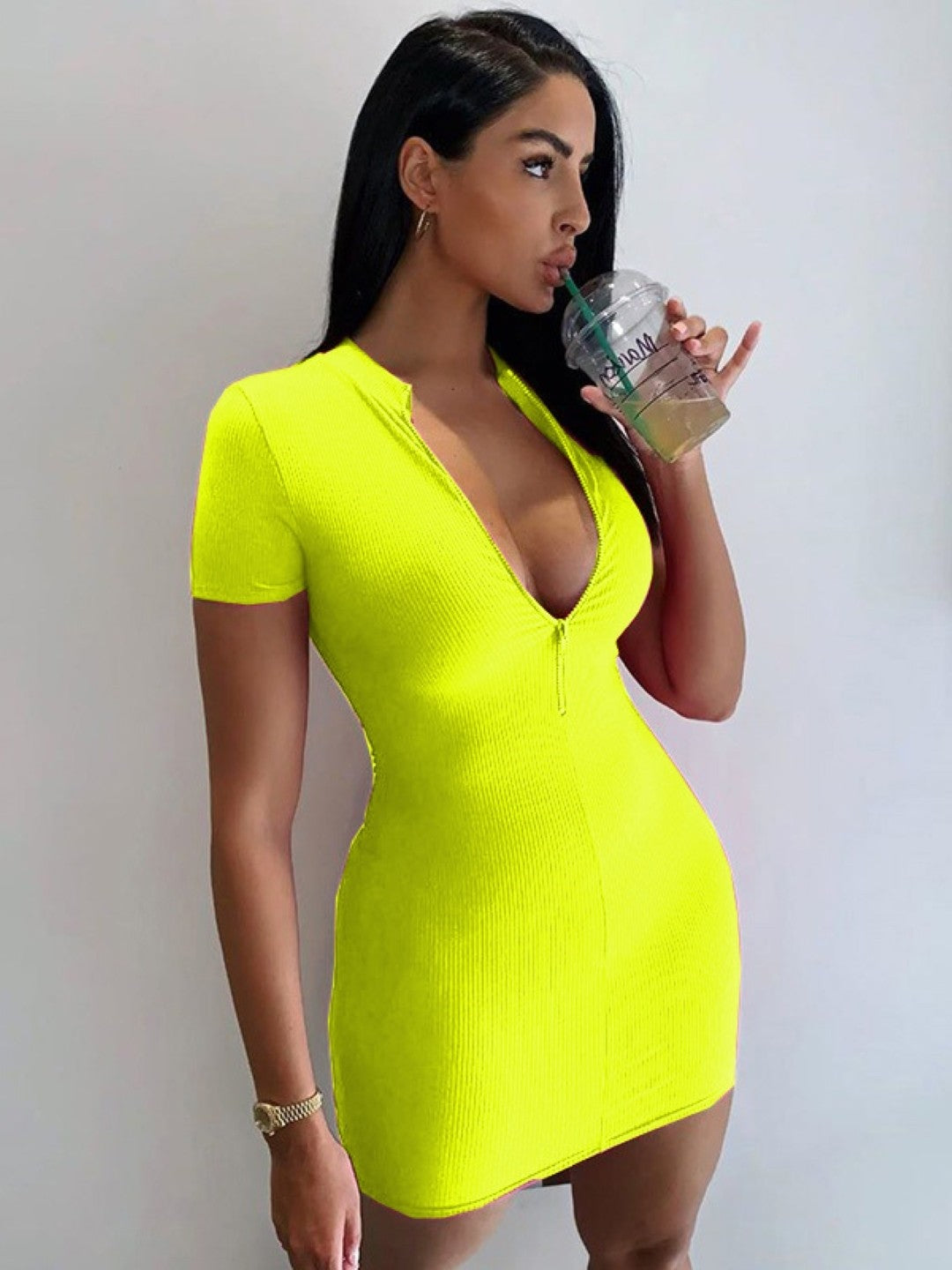 Green V-Neck Bodycon Short Sleeves Solid Above Knee Polyester Dress