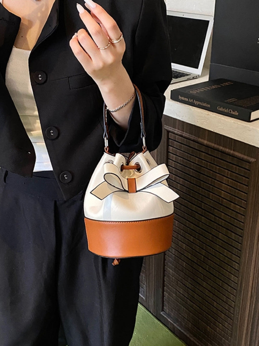 OffWhite Colourblocked NA Shoulder Bag