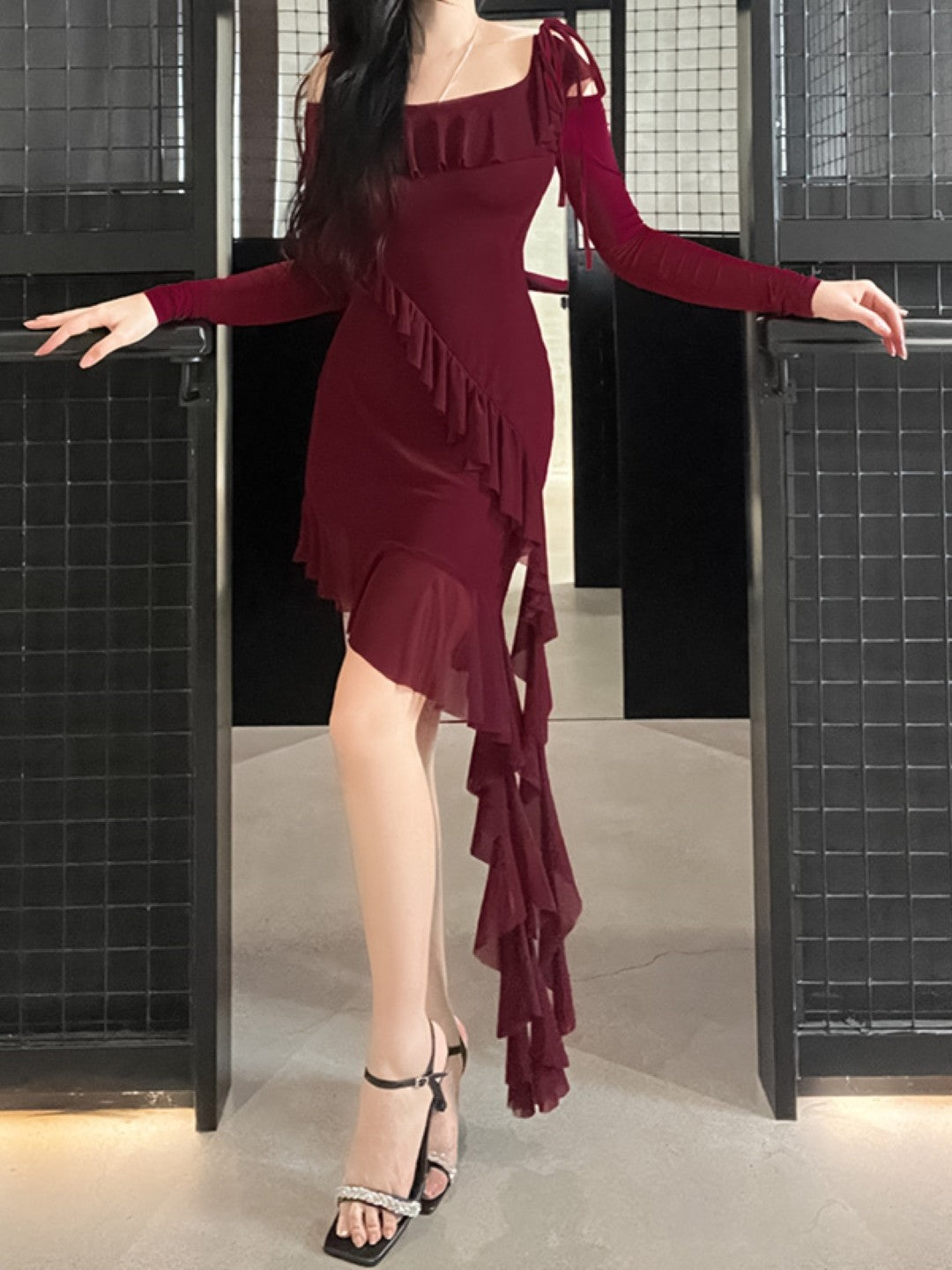 Burgundy Square Neck Solid Bodycon Long Sleeves Polyester Dress