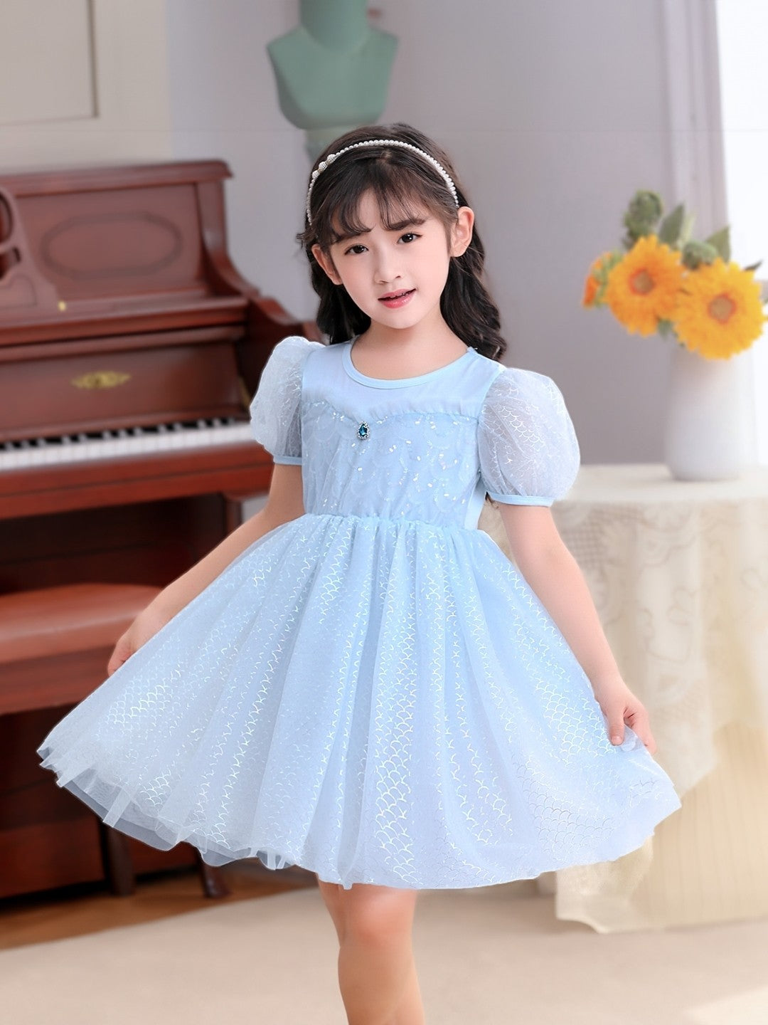 Blue A-Line Round Neck Solid Short Sleeves Cotton Dress