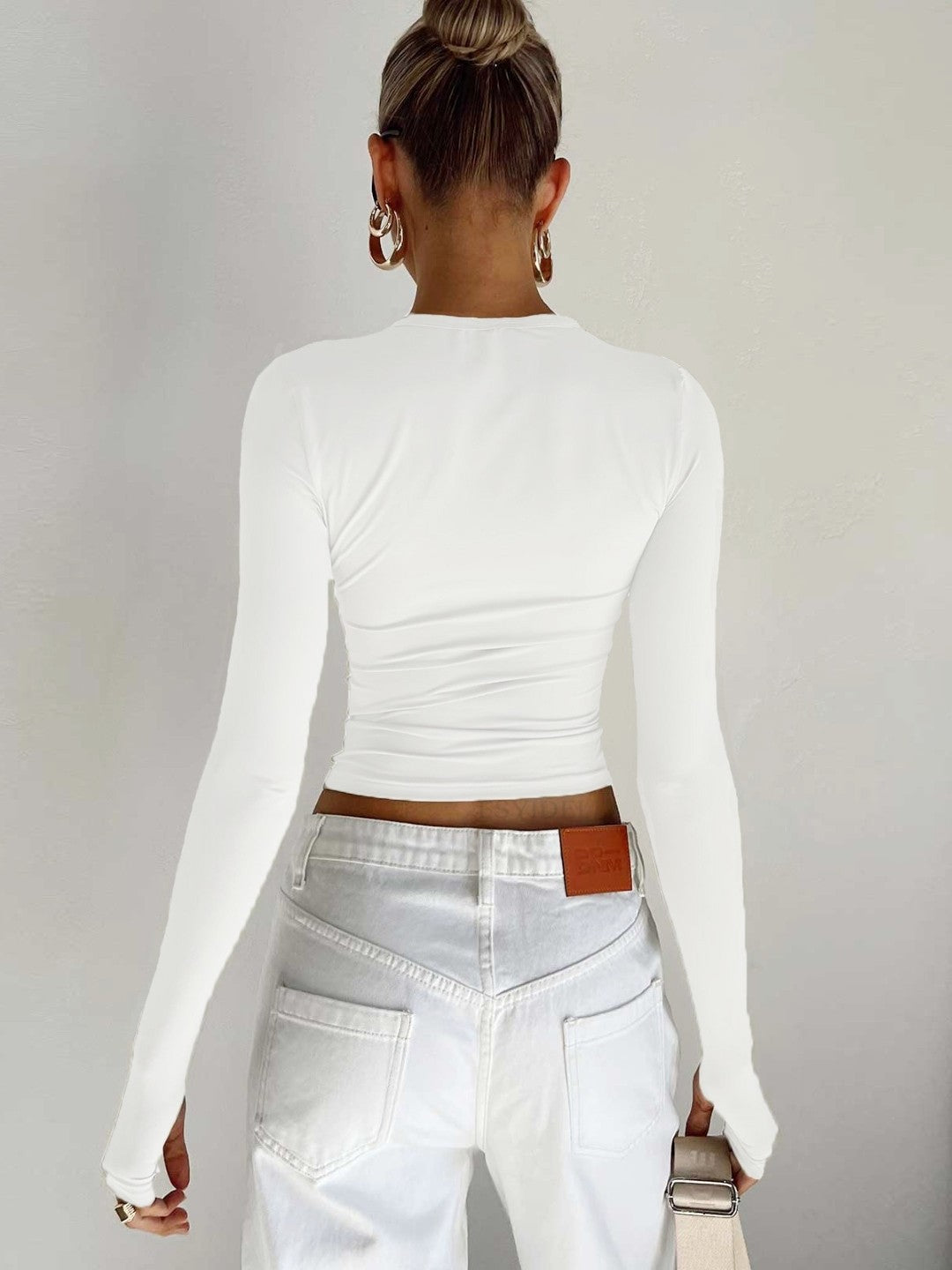 White Round Neck Long Sleeves Solid Polyester Top