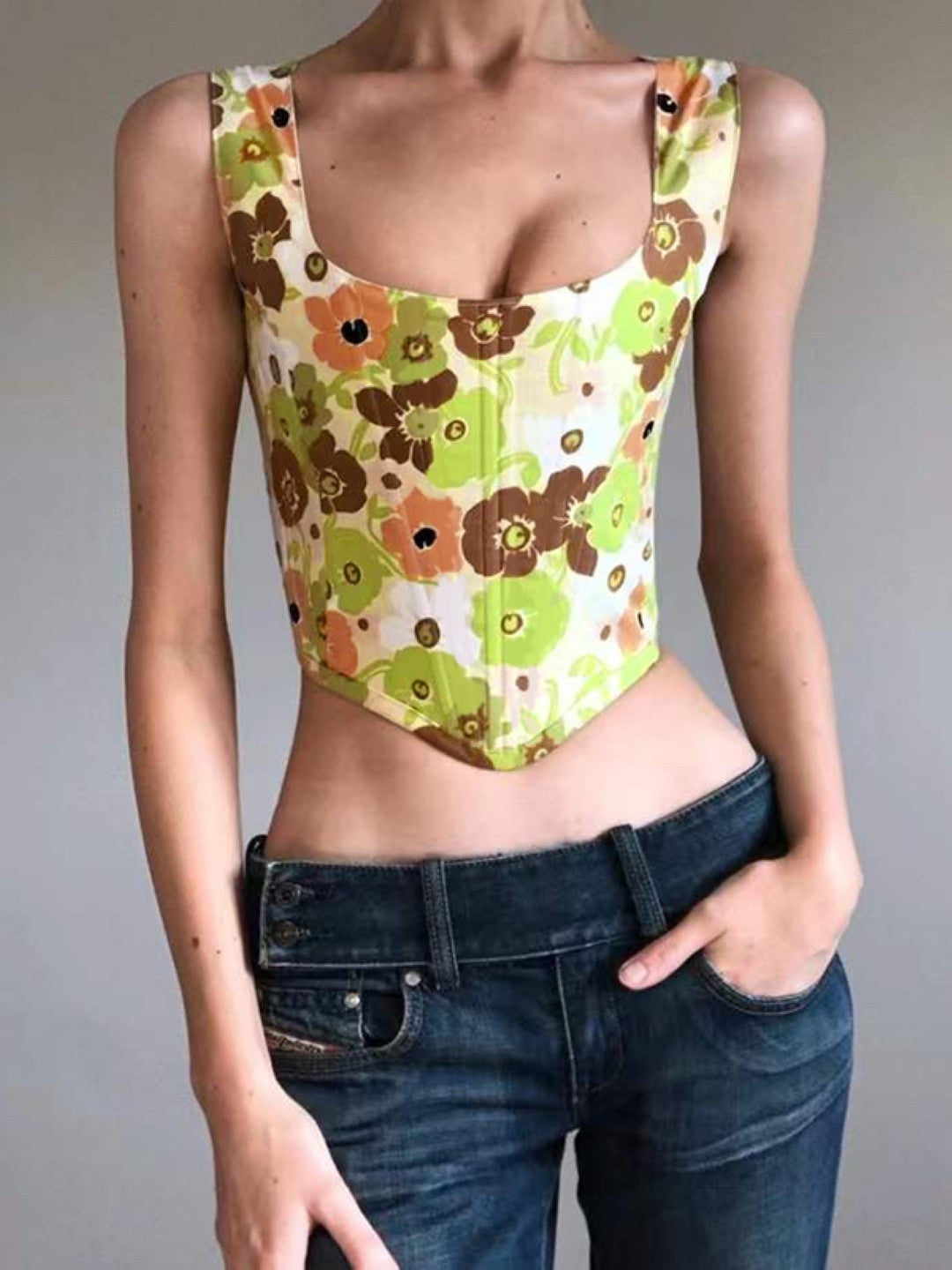 Green Square Neck Geometric Sleeveless Polyester Casual Top