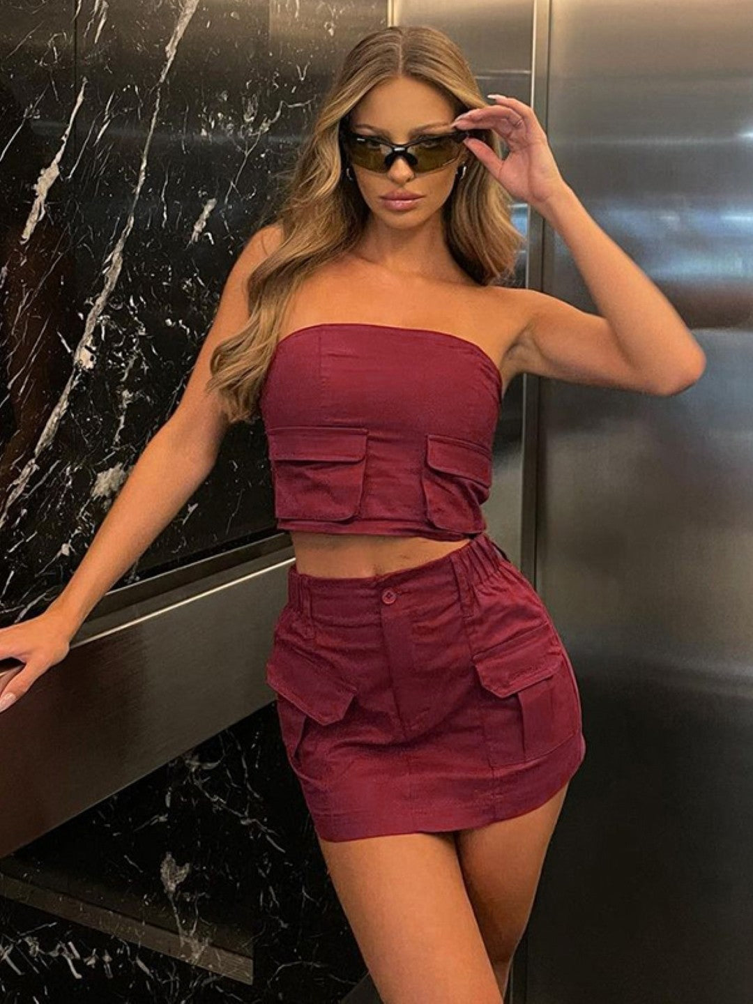 Red Off-Shoulder Solid Sleeveless Polyester Top