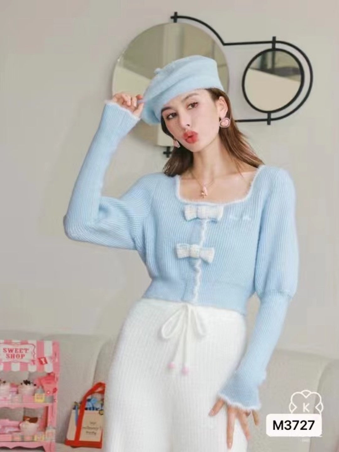 Blue Round Neck Long Sleeves Solid Regular Sleeves Acrylic Top