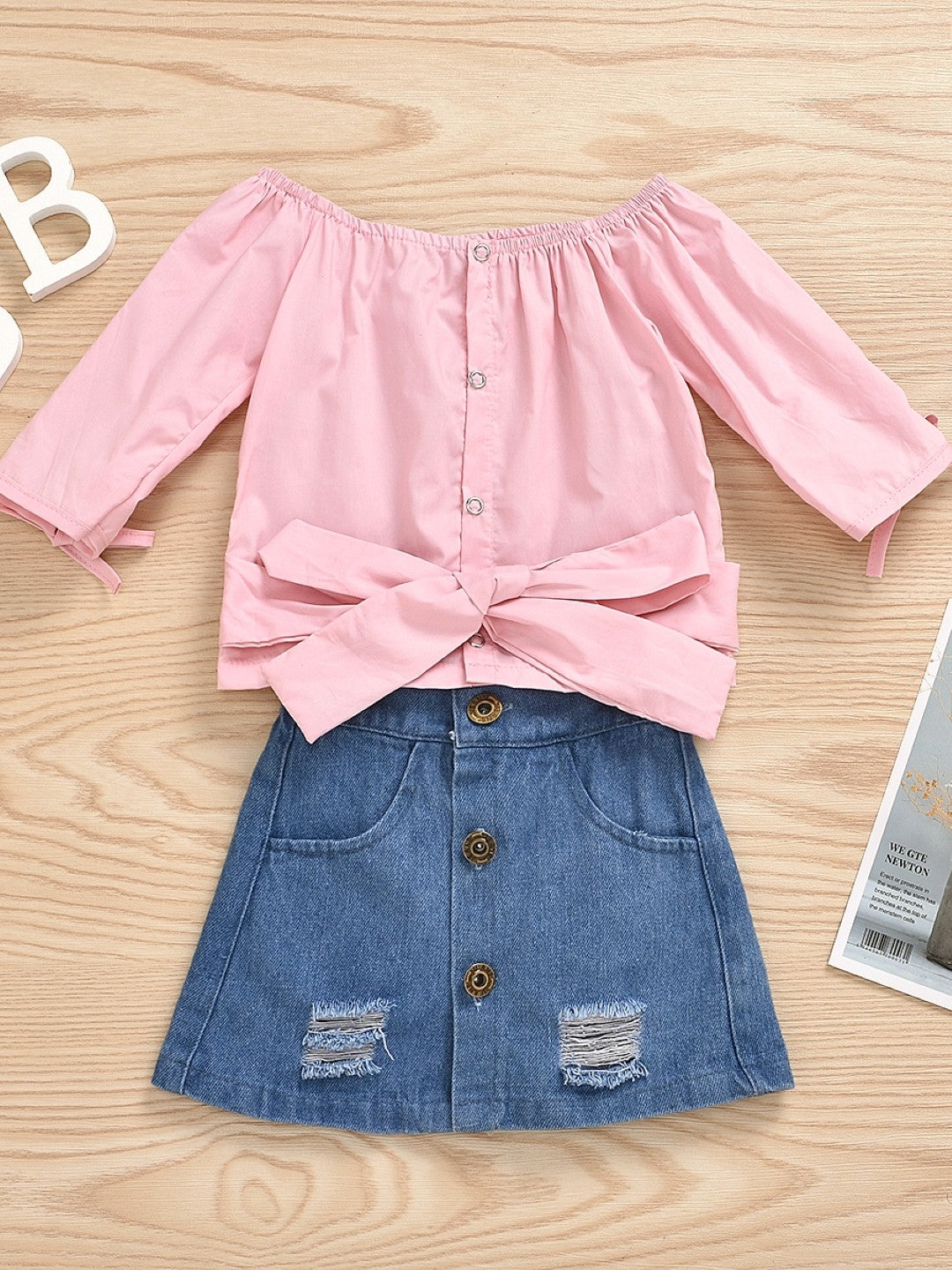 Pink Off-Shoulder Three-Quarter Sleeves Polyester Solid Shorts Top Set