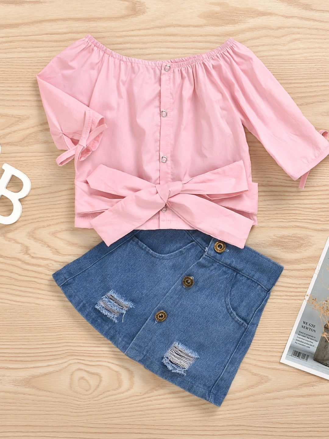 Pink Off-Shoulder Three-Quarter Sleeves Polyester Solid Shorts Top Set