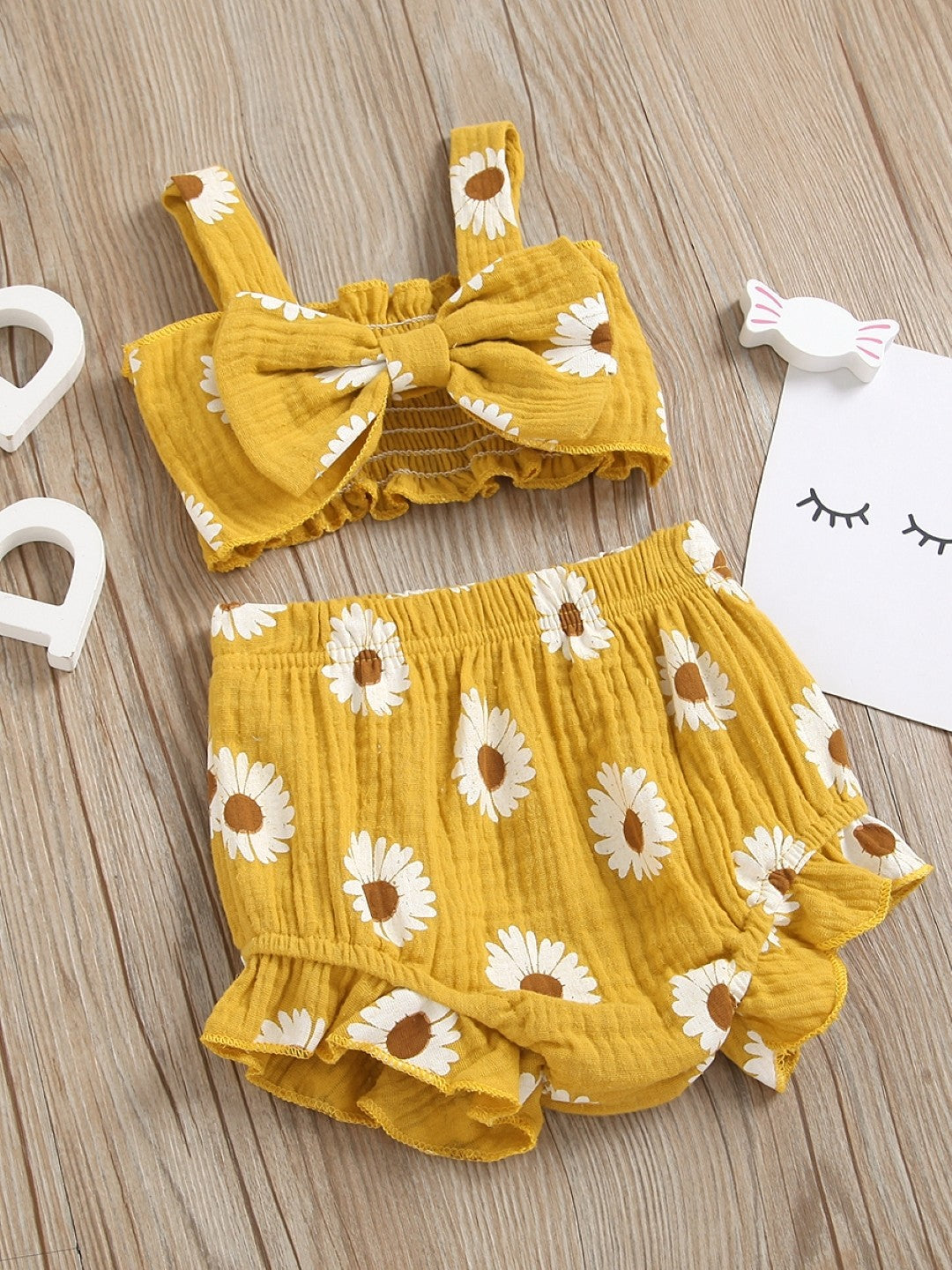 Yellow Shoulder Straps Sleeveless Polyester Printed Shorts Top Set