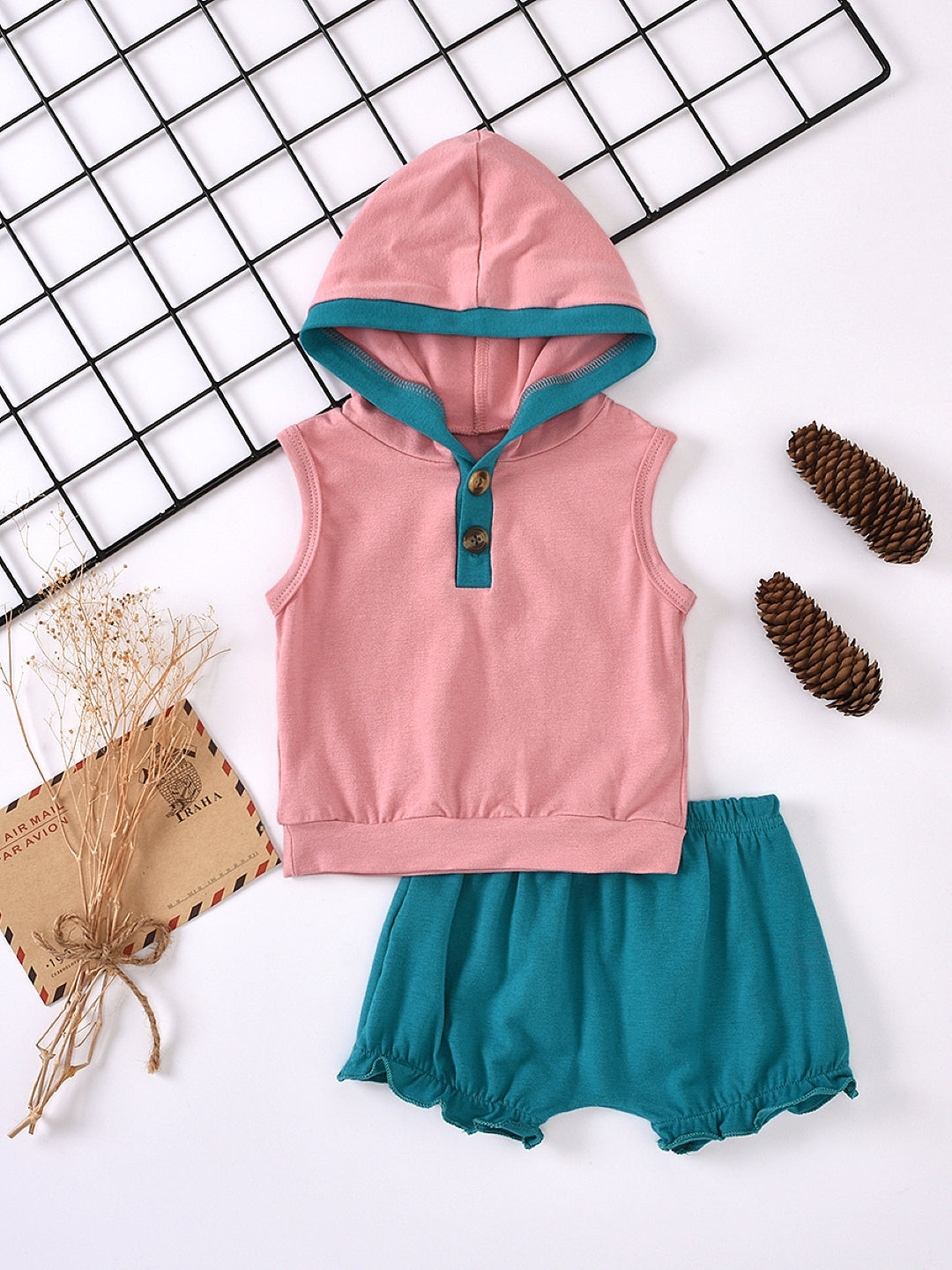 Pink Hood Sleeveless Polyester Solid Shorts Top Set