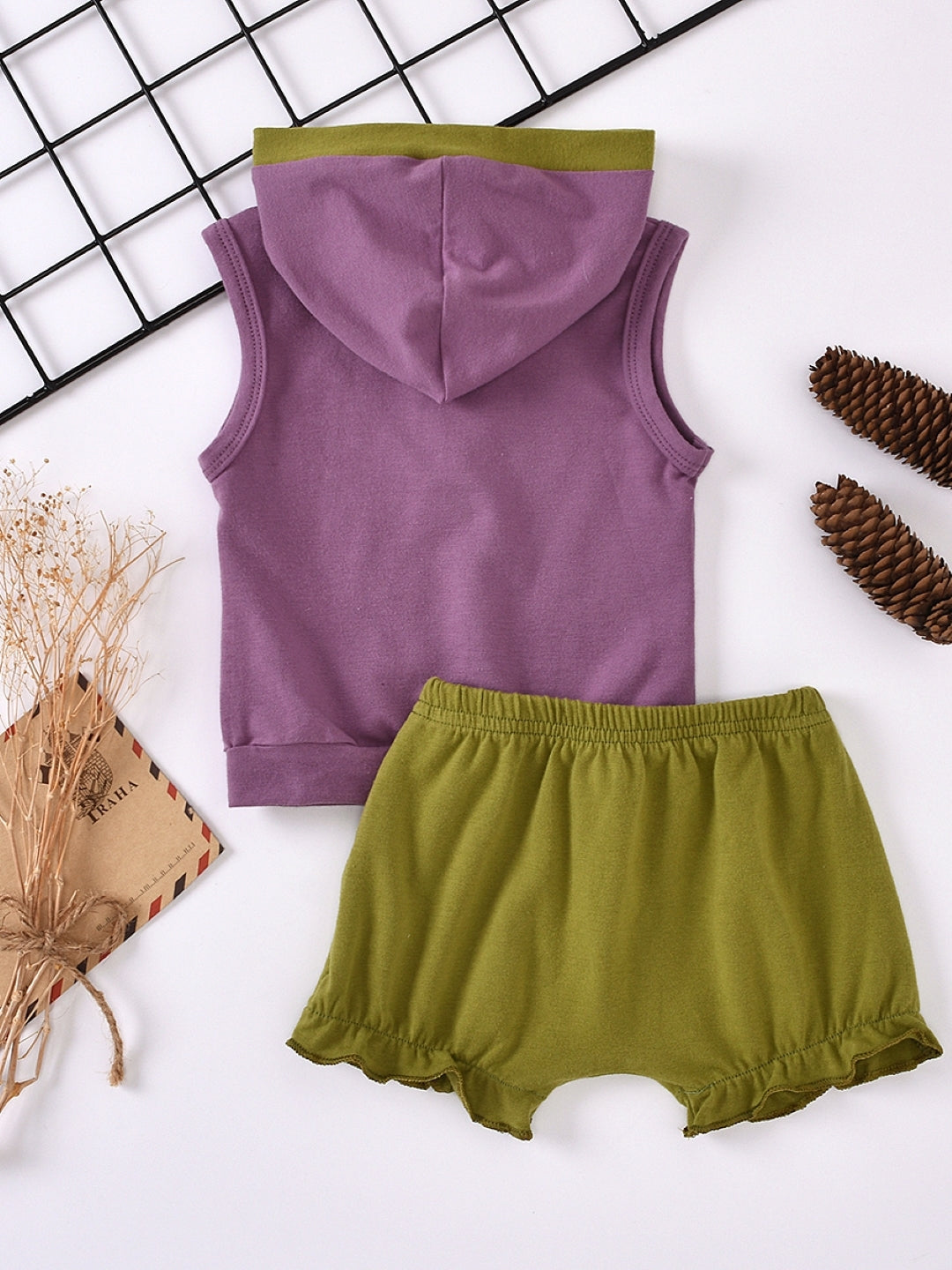 Purple Hood Sleeveless Polyester Solid Shorts Top Set