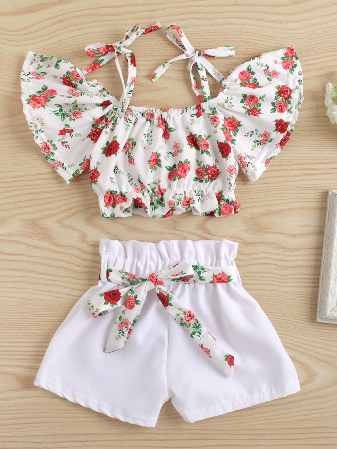 White Shoulder Straps Short Sleeves Polyester Solid Shorts Top Set