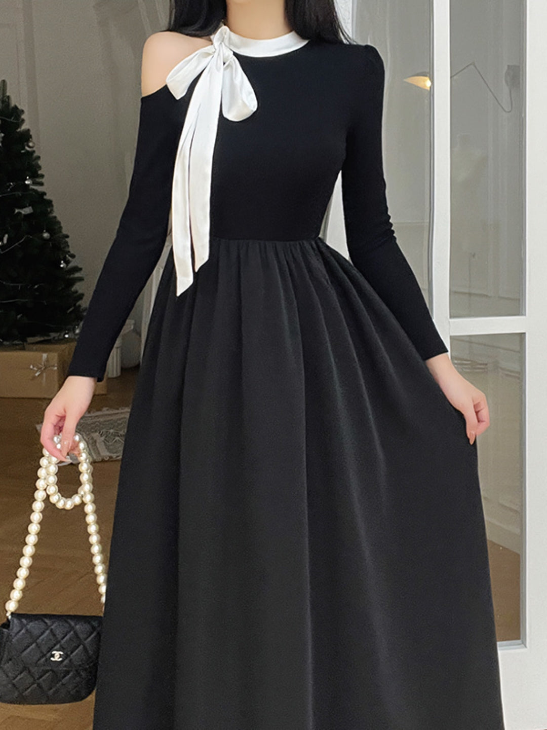 Black Round Neck Solid Long Sleeves Above Knee A-Line Polyester Dress