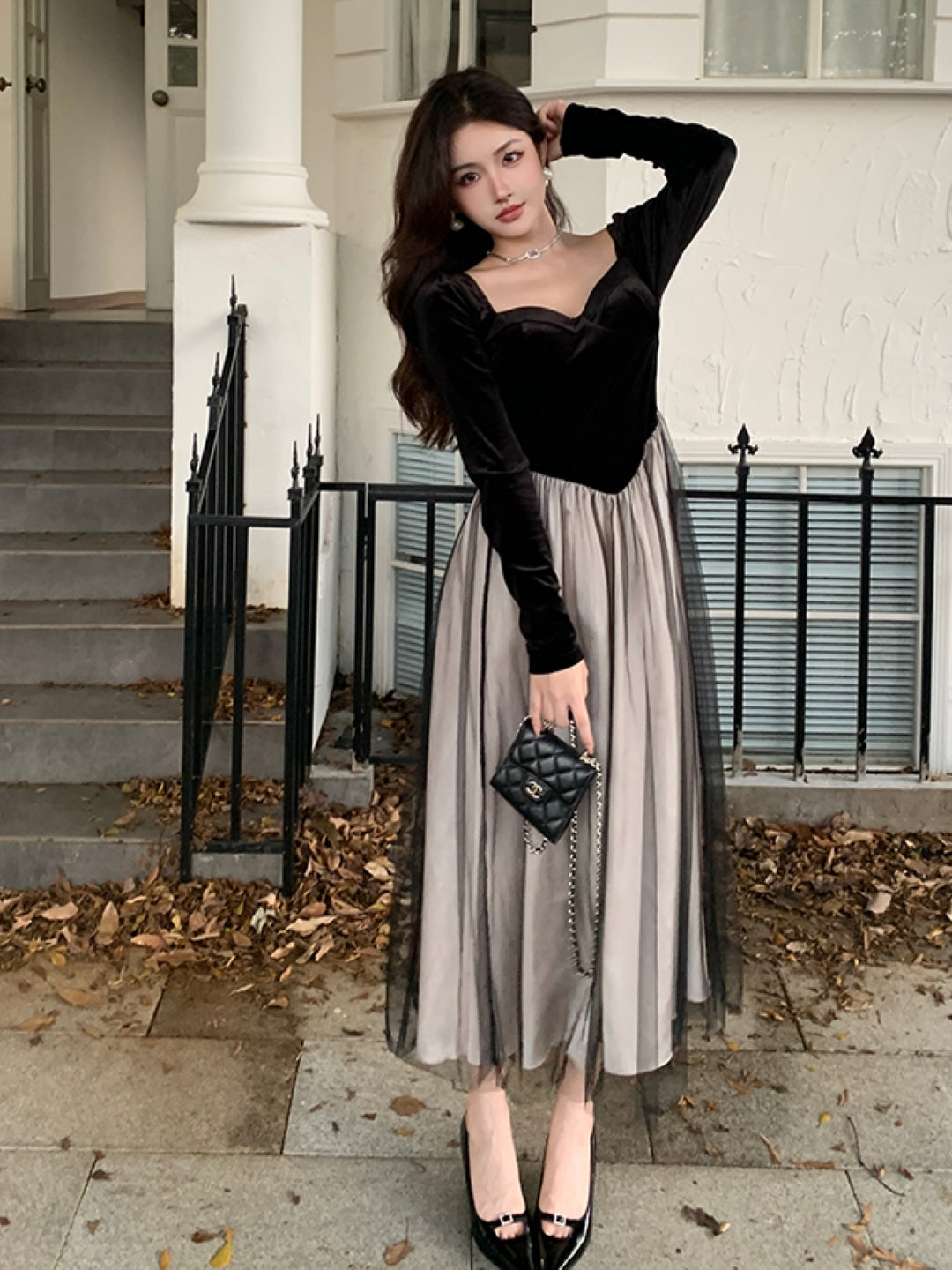 Black V-Neck Colourblocked Long Sleeves Maxi A-Line Polyester Dress