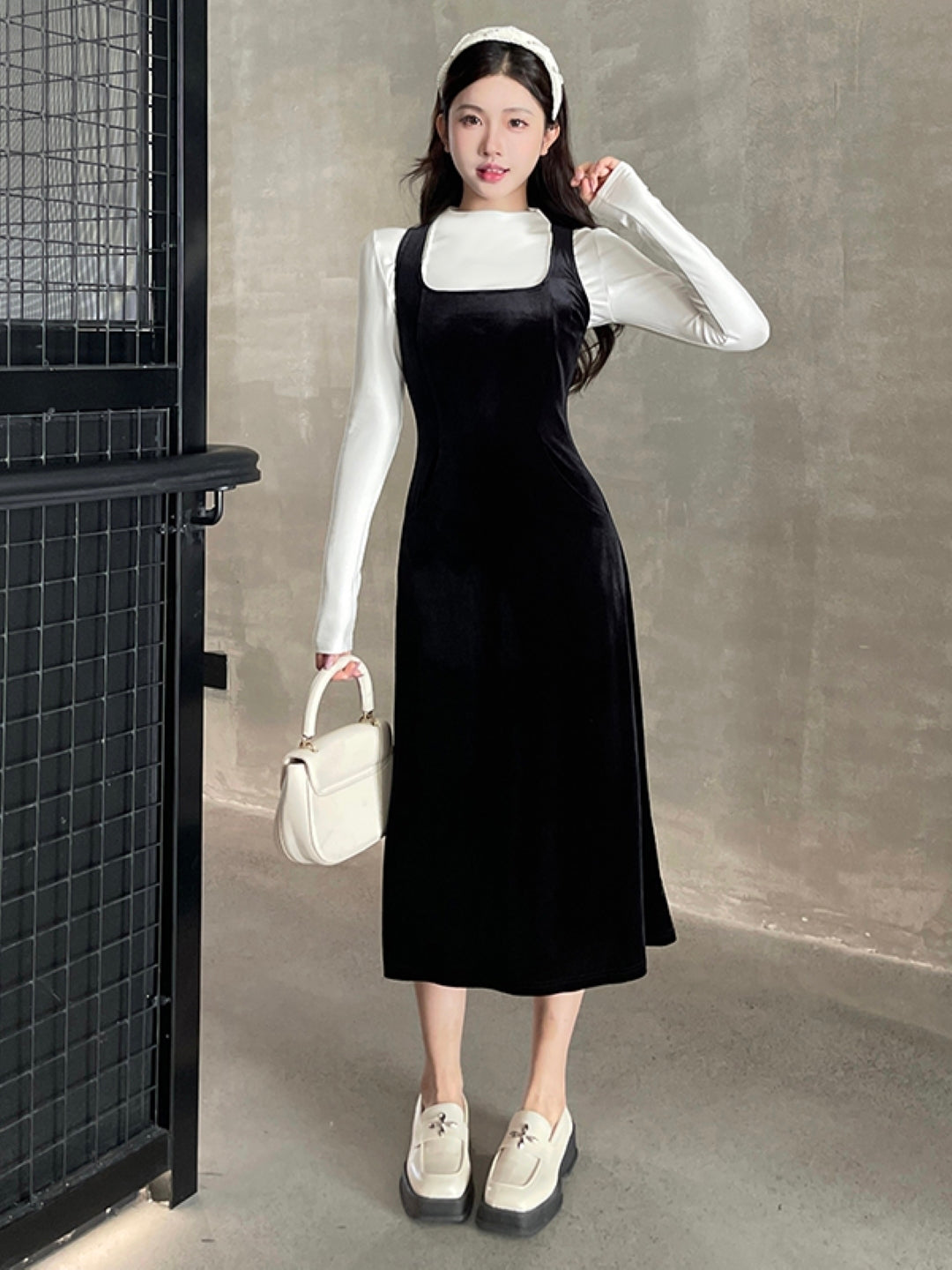 Black White Round Neck Long Sleeves Clothing Set