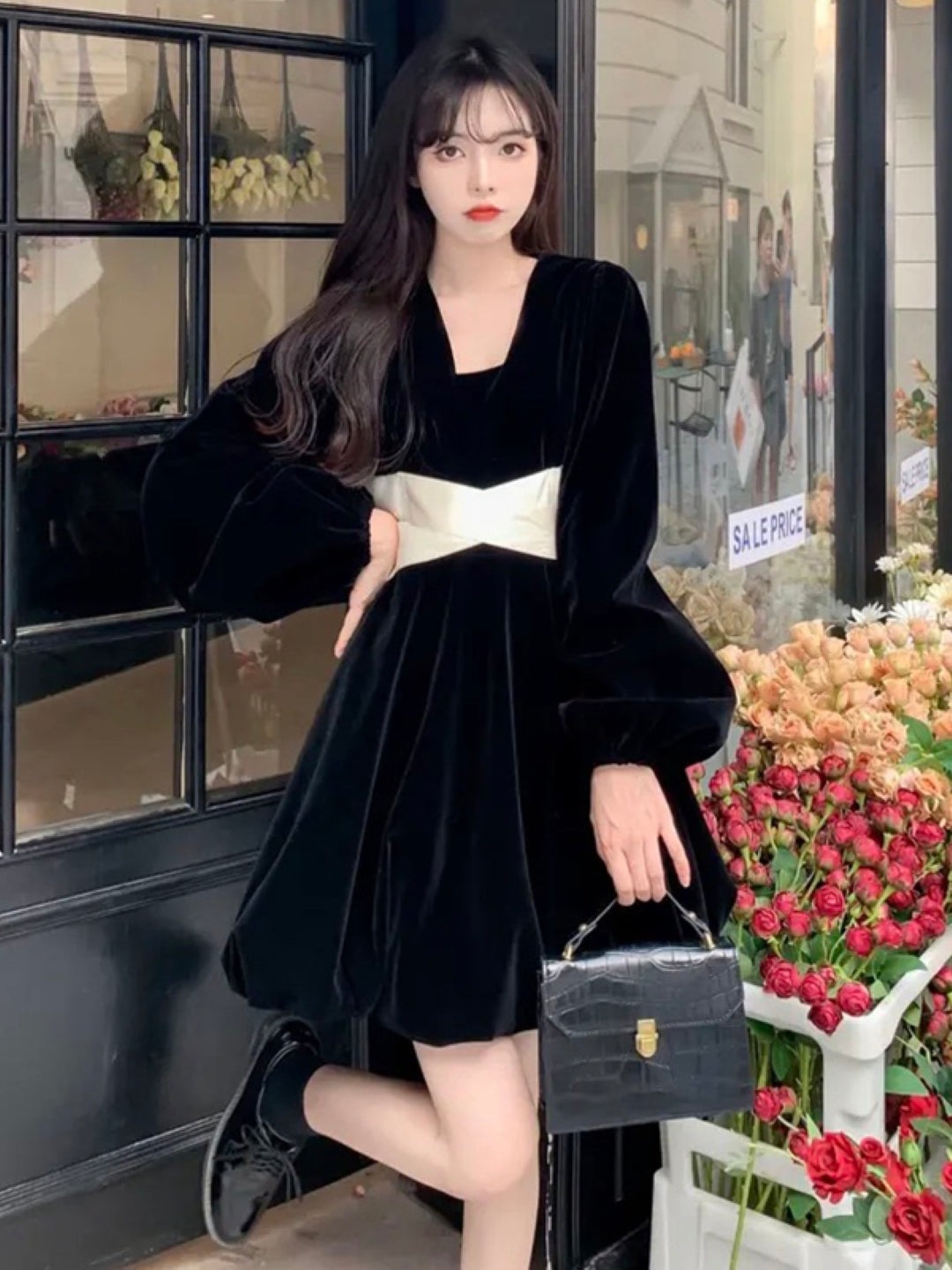 Black V-Neck Solid Long Sleeves Knee Length A-Line Polyester Dress