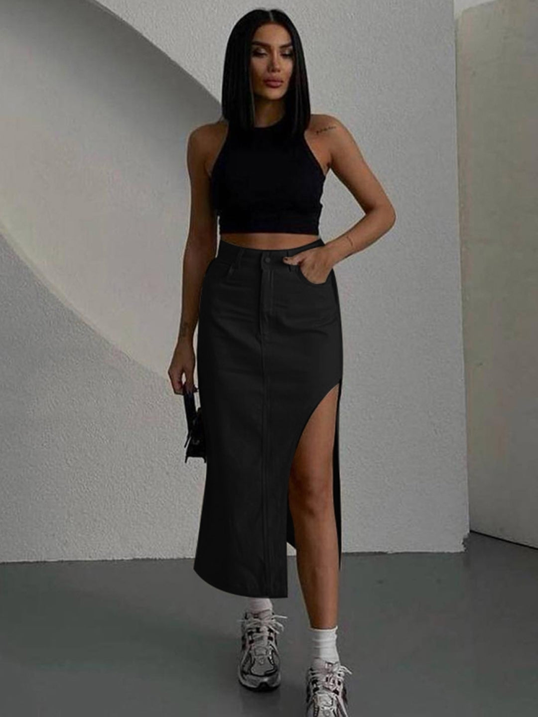 Black Solid A-Line Maxi Slip-On Polyester Skirt