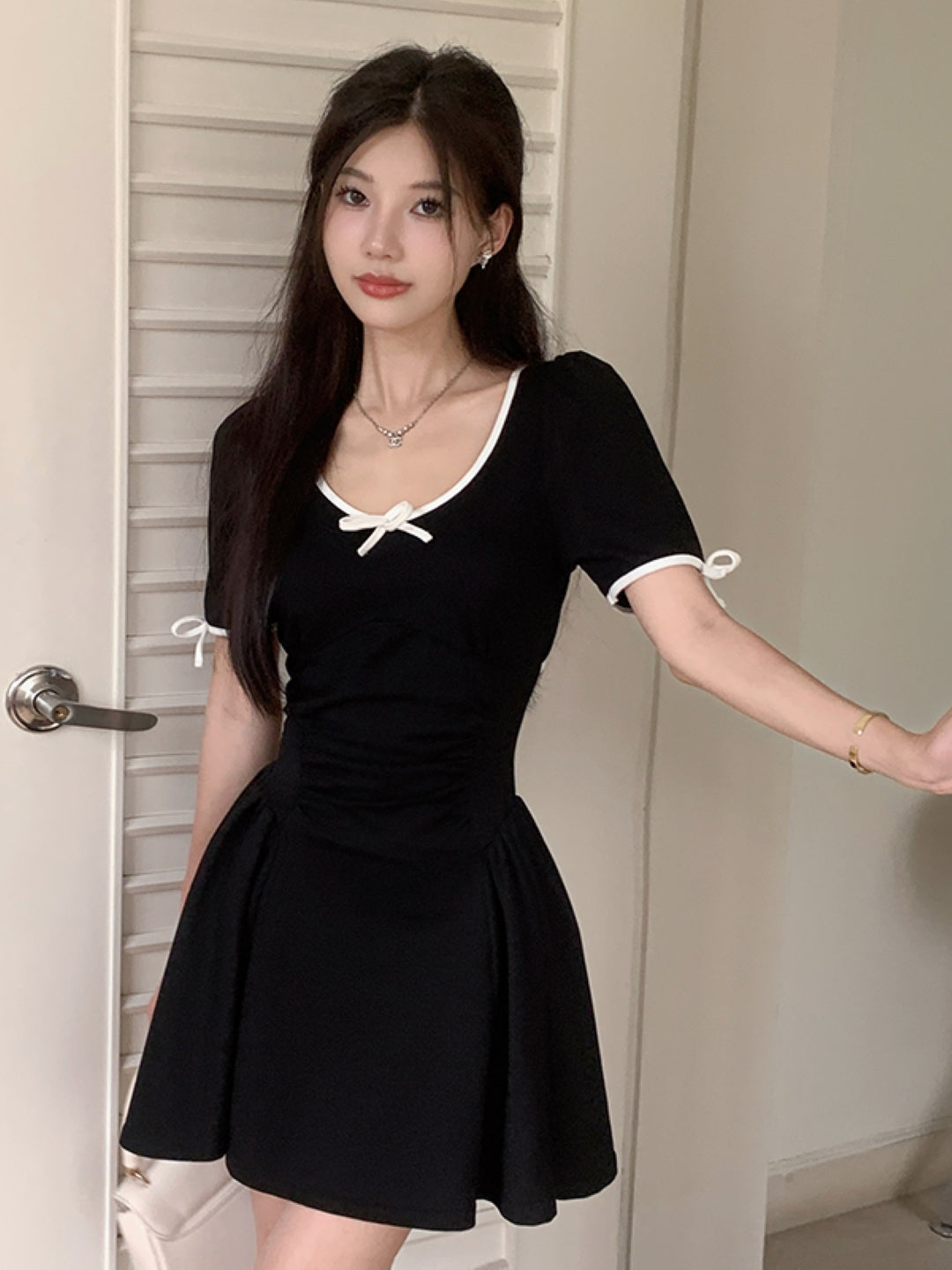 Black Round Neck Solid Short Sleeves Above Knee A-Line Polyester Dress