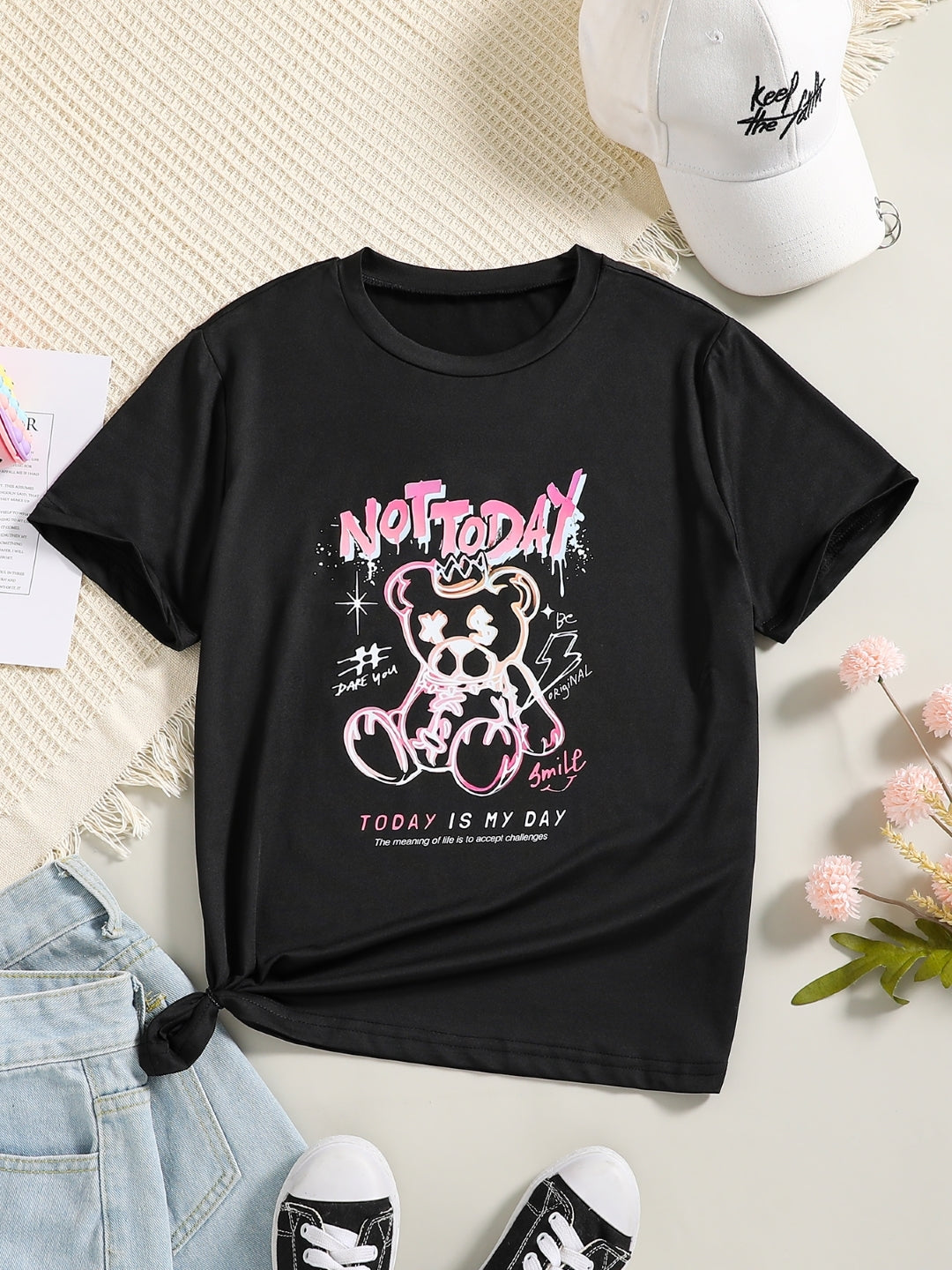 Black Round Neck Graphics Printed Short Sleeves Polyester T-Shirt