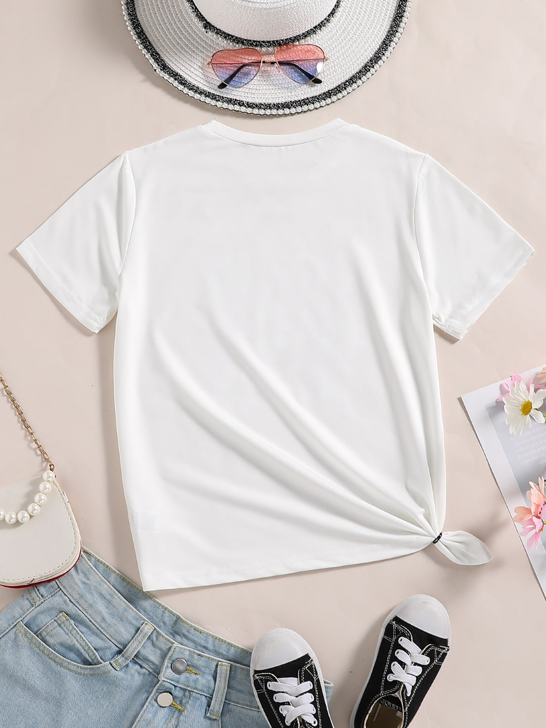 White Round Neck Graphics Printed Short Sleeves Polyester T-Shirt