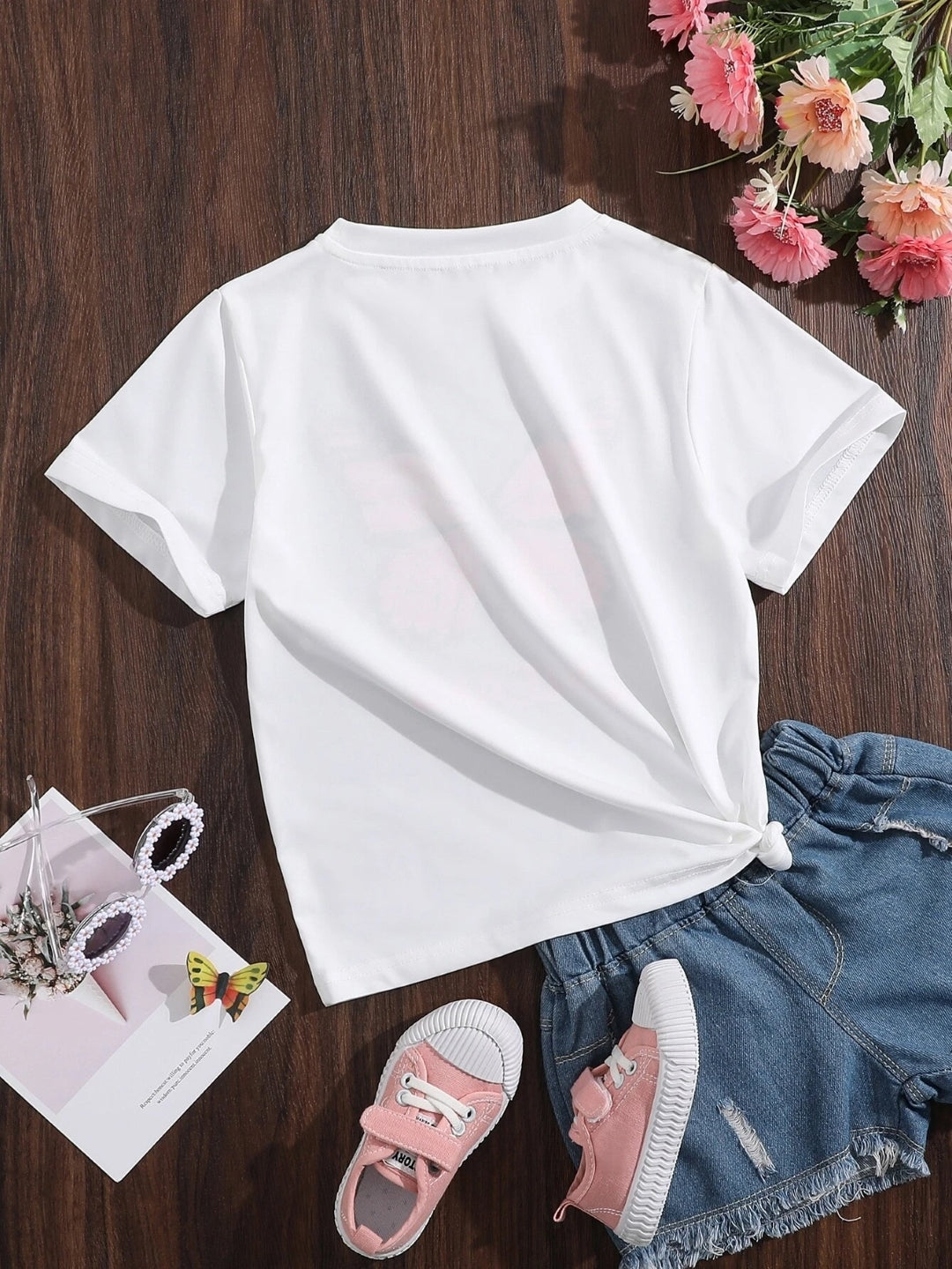 White Round Neck Graphics Printed Short Sleeves Polyester T-Shirt