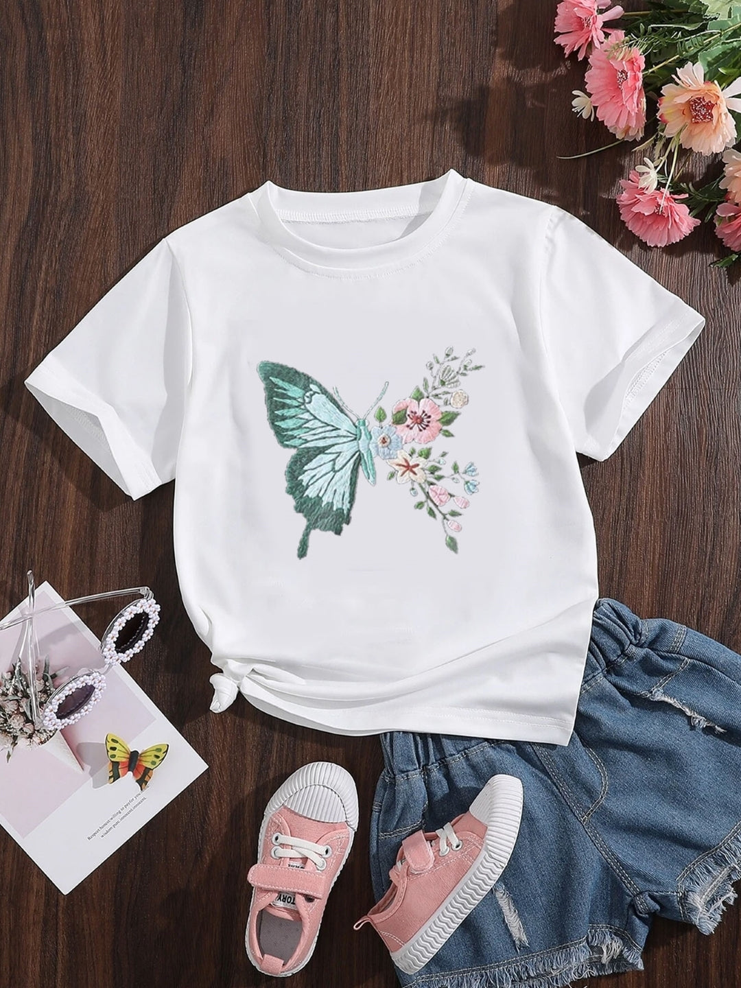 White Round Neck Graphics Printed Short Sleeves Polyester T-Shirt