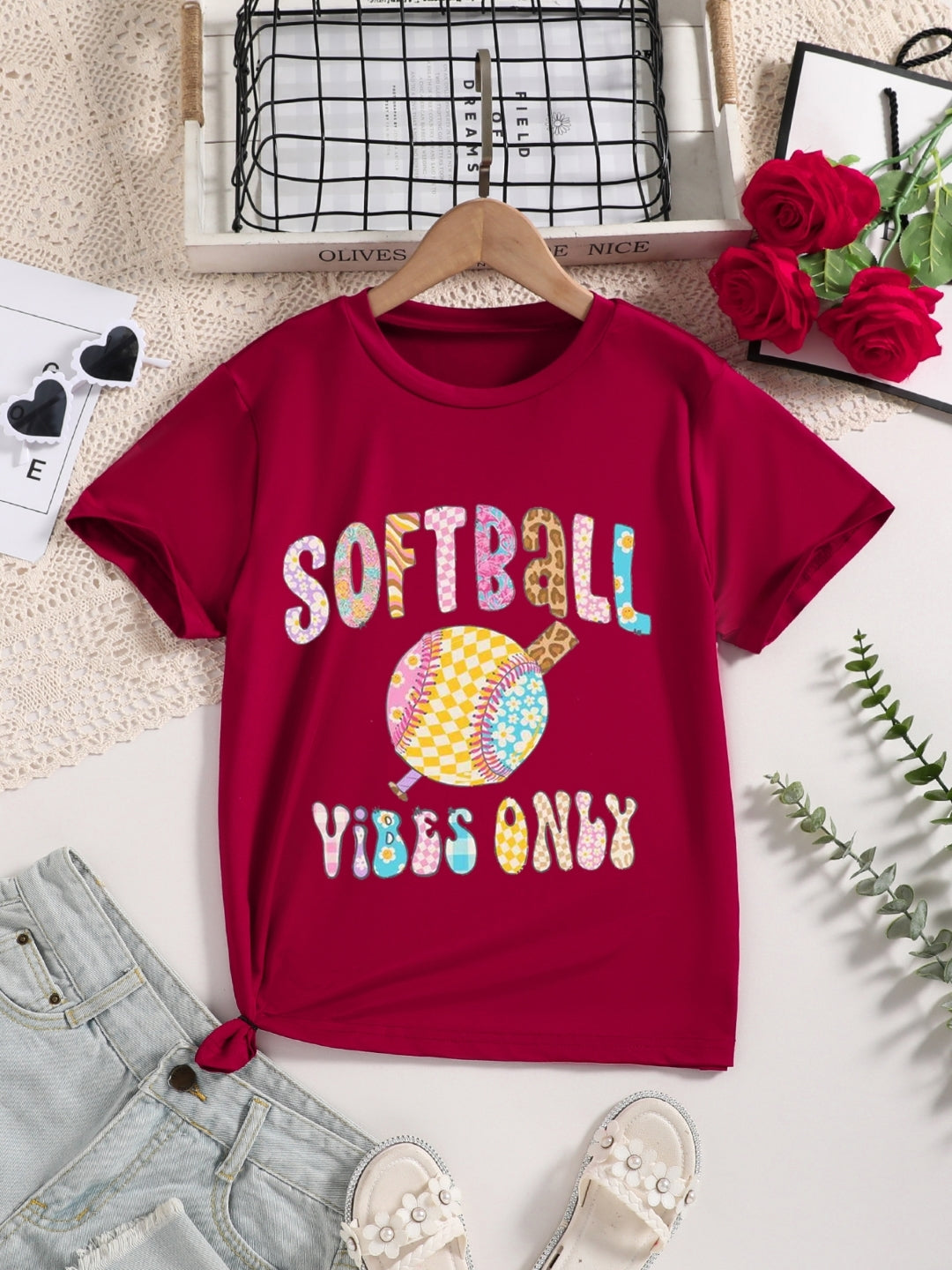 Red Round Neck Graphics Printed Short Sleeves Polyester T-Shirt