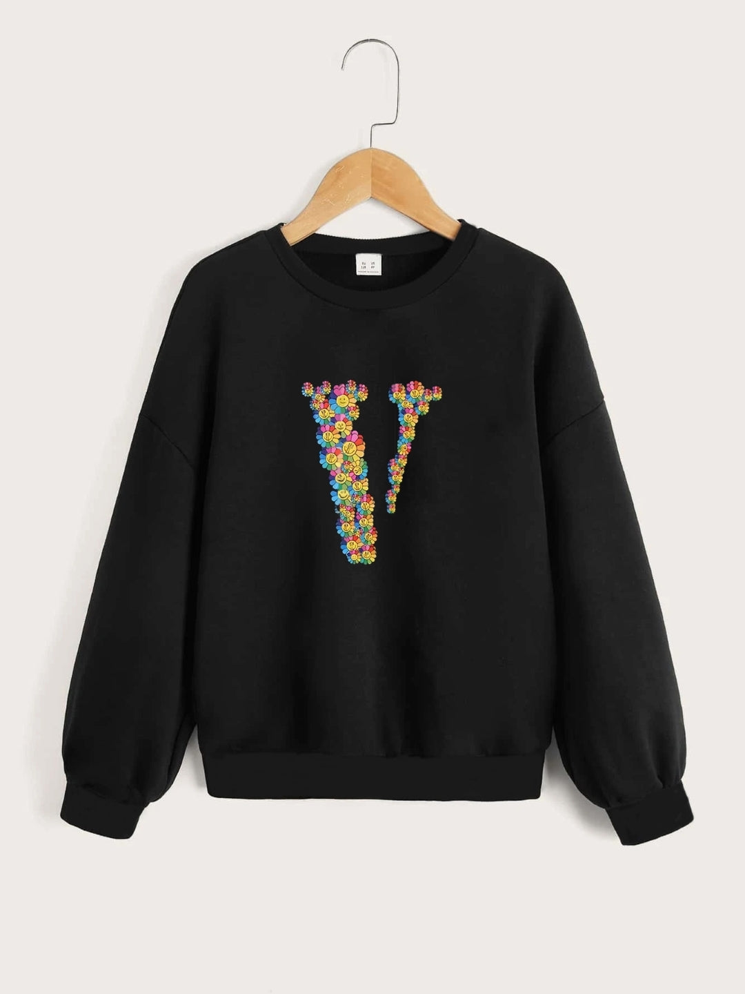 Black Round Neck Graphics Printed Long Sleeves Polyester Sweatshirt