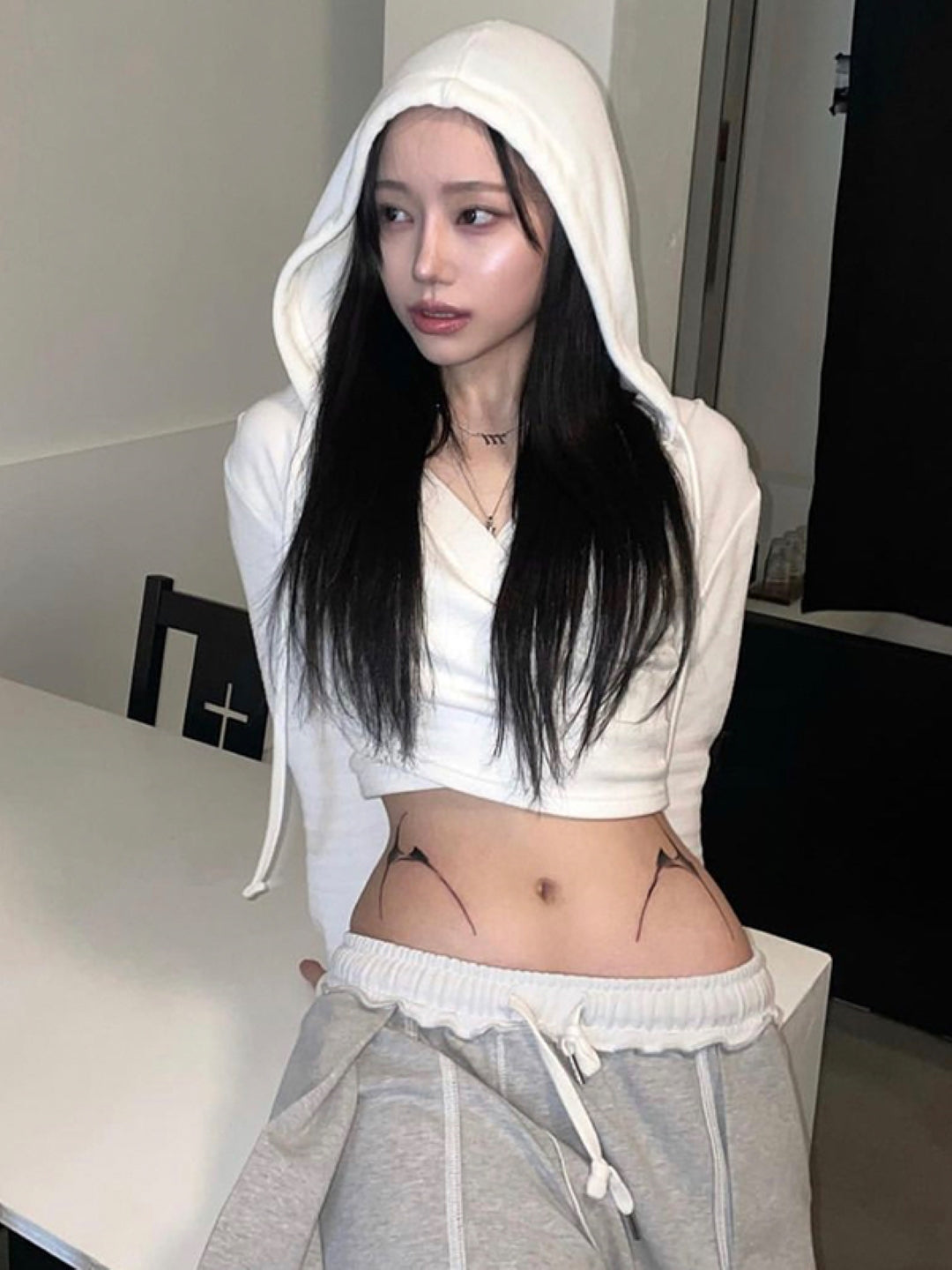 White Hood Long Sleeves Solid Cotton Top