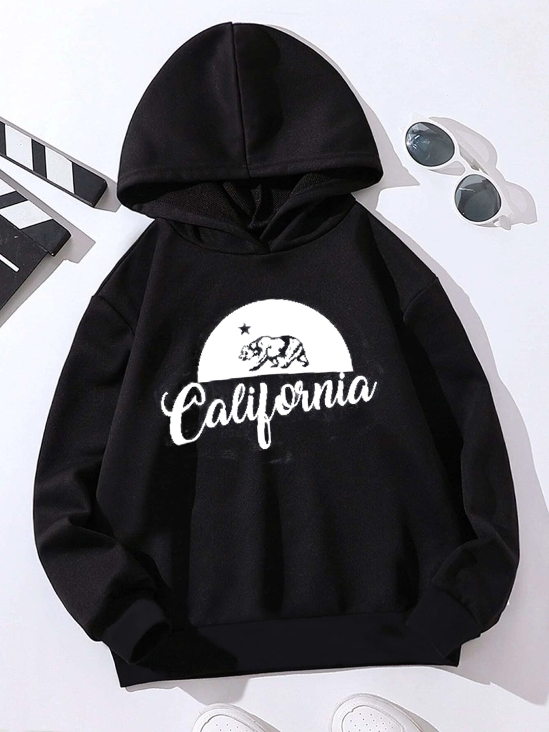 Black Graphics Printed Long Sleeves Polyester Hoodie