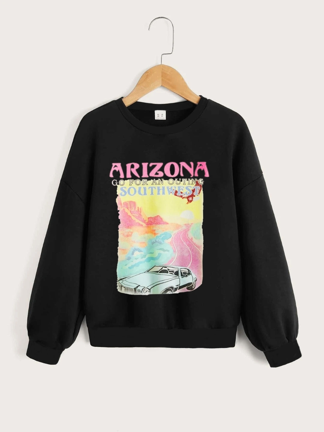 Black Round Neck Graphics Printed Long Sleeves Polyester Sweatshirt