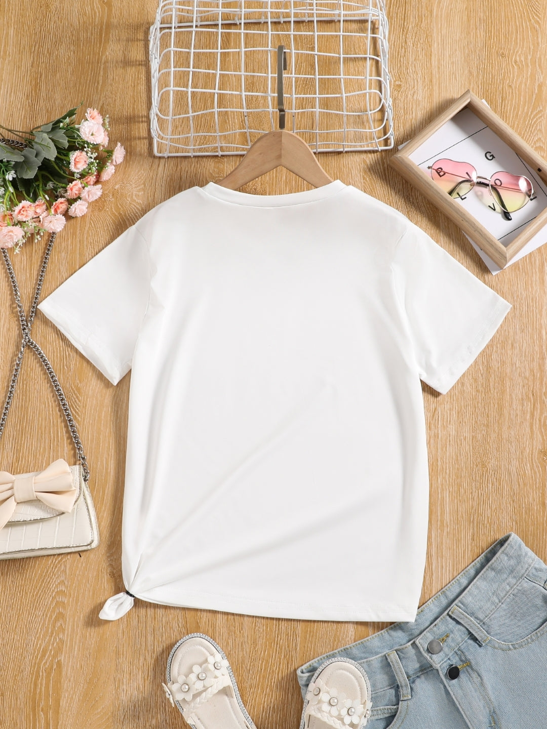 White Round Neck Graphics Printed Short Sleeves Polyester T-Shirt