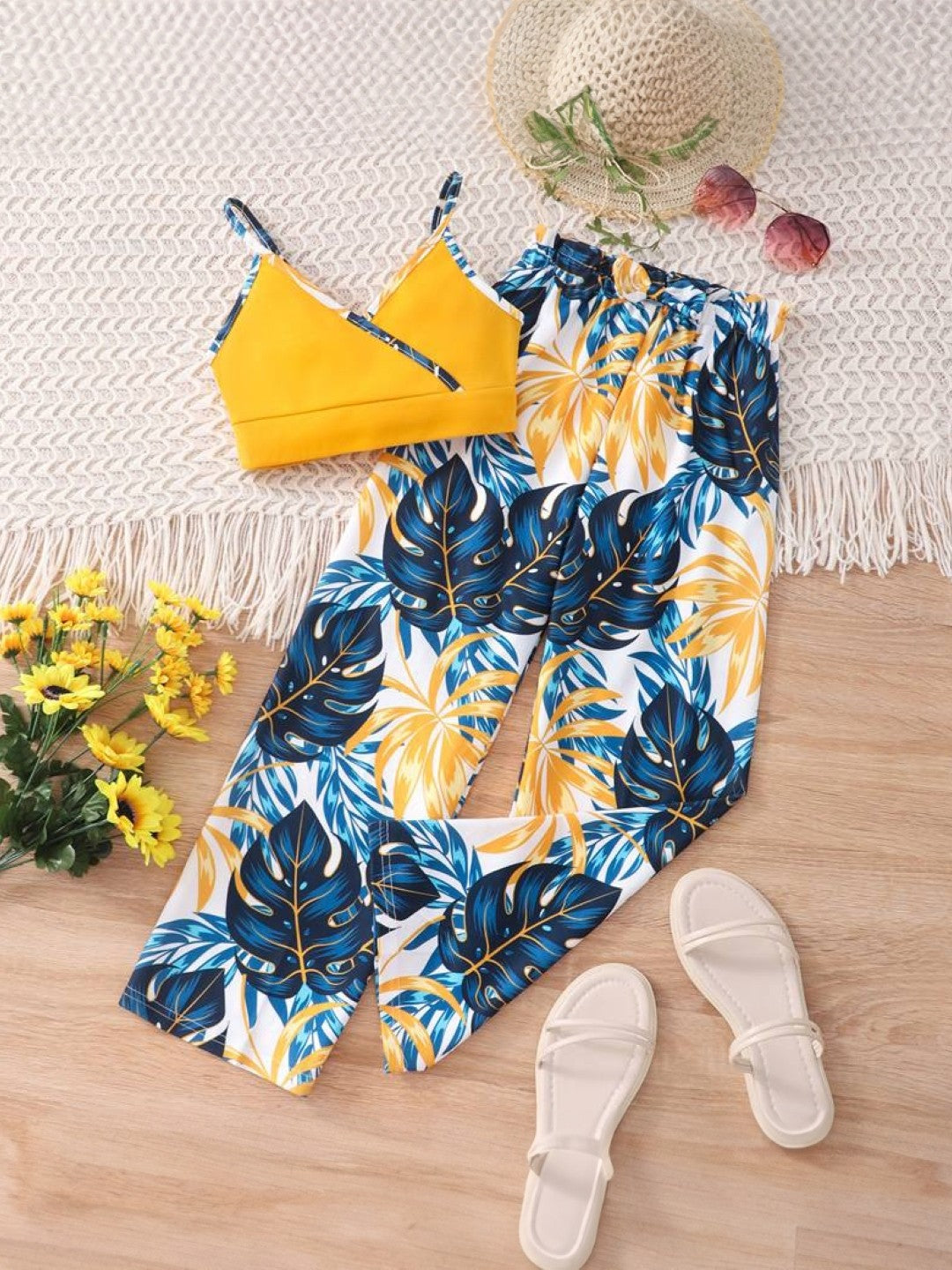 Yellow V-Neck Printed Short Sleeves Polyester Top & Trouser Set