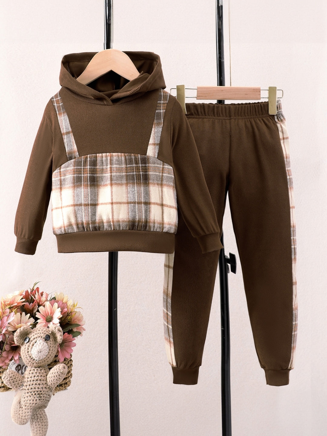 Brown Hood Neck Printed Long Sleeves Polyester Hoodie & Trouser Set