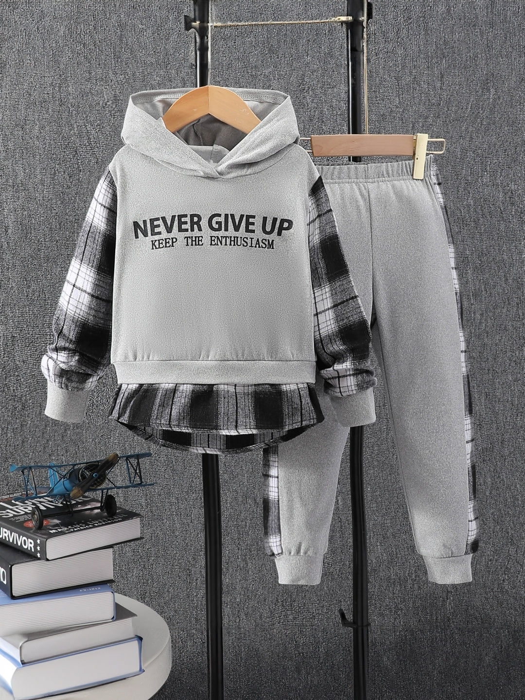 Grey Hood Neck Printed Long Sleeves Polyester Hoodie & Trouser Set