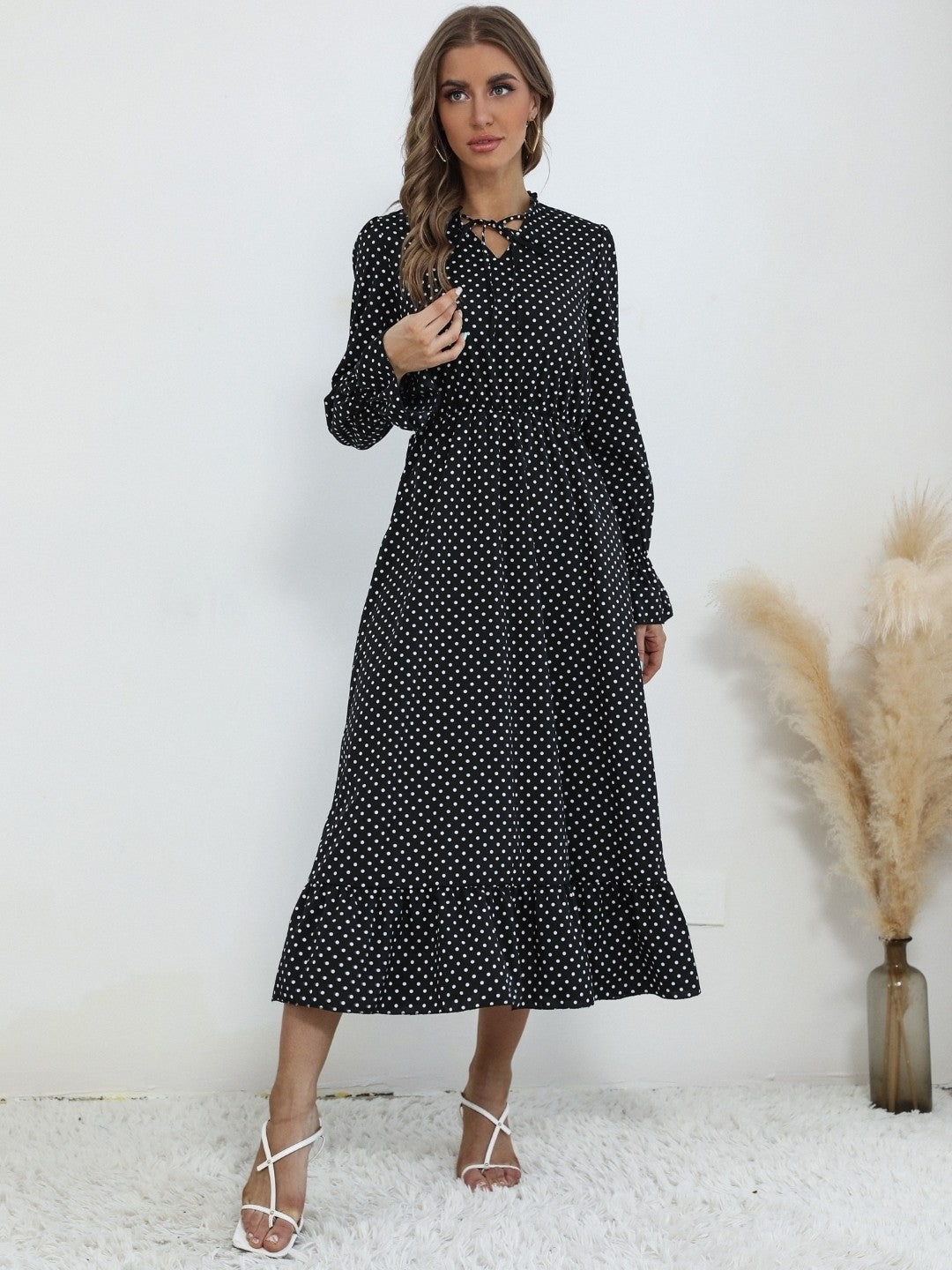 Black V-Neck Printed Long Sleeves Polyester Dress