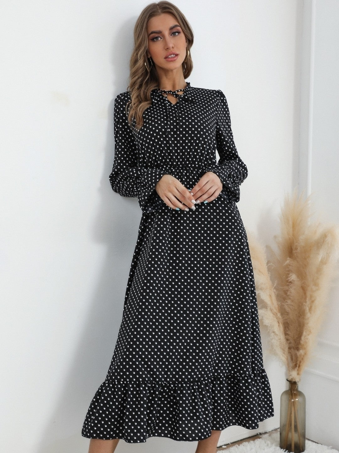 Black V-Neck Printed Long Sleeves Polyester Dress