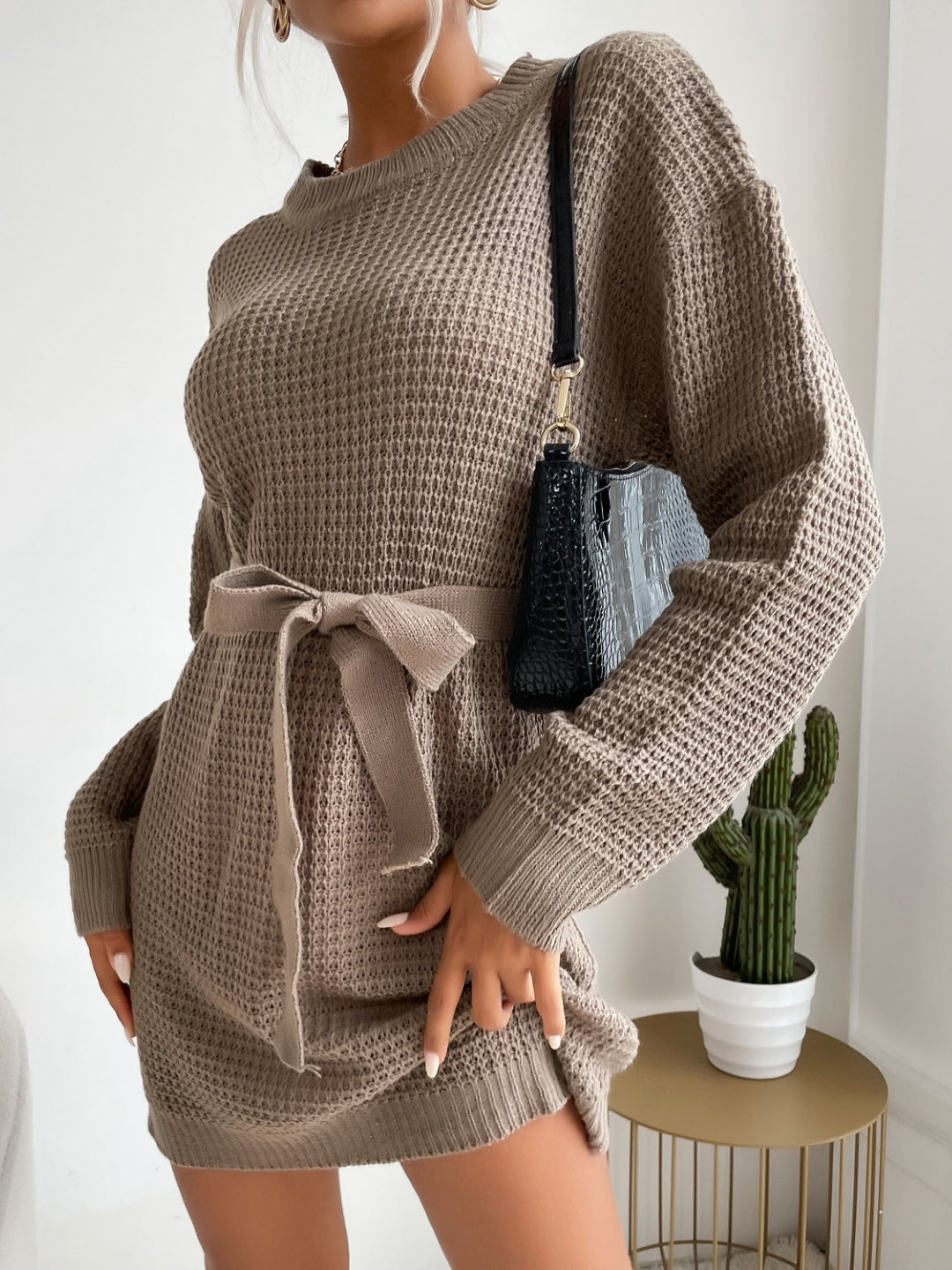 Brown Round Neck Solid Long Sleeves Polyester Sweater