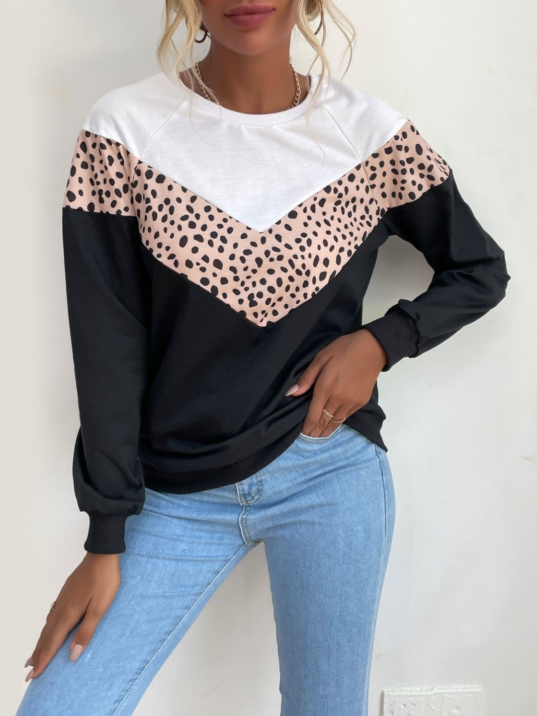 Black Round Neck Printed Long Sleeves Cotton Top