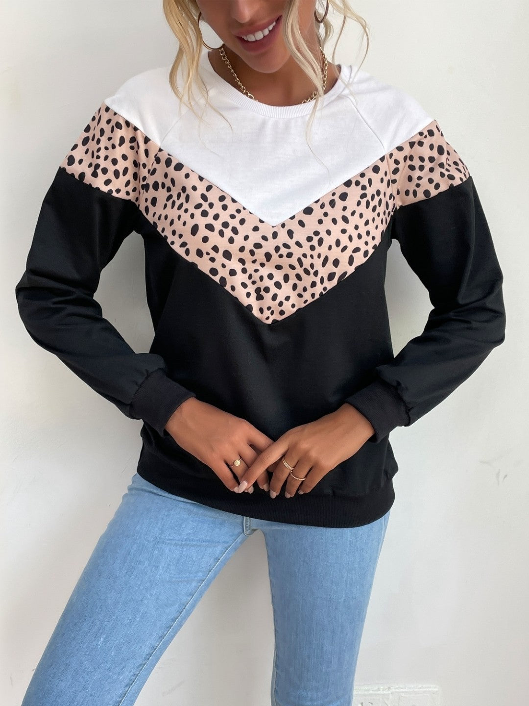 Black Round Neck Printed Long Sleeves Cotton Top