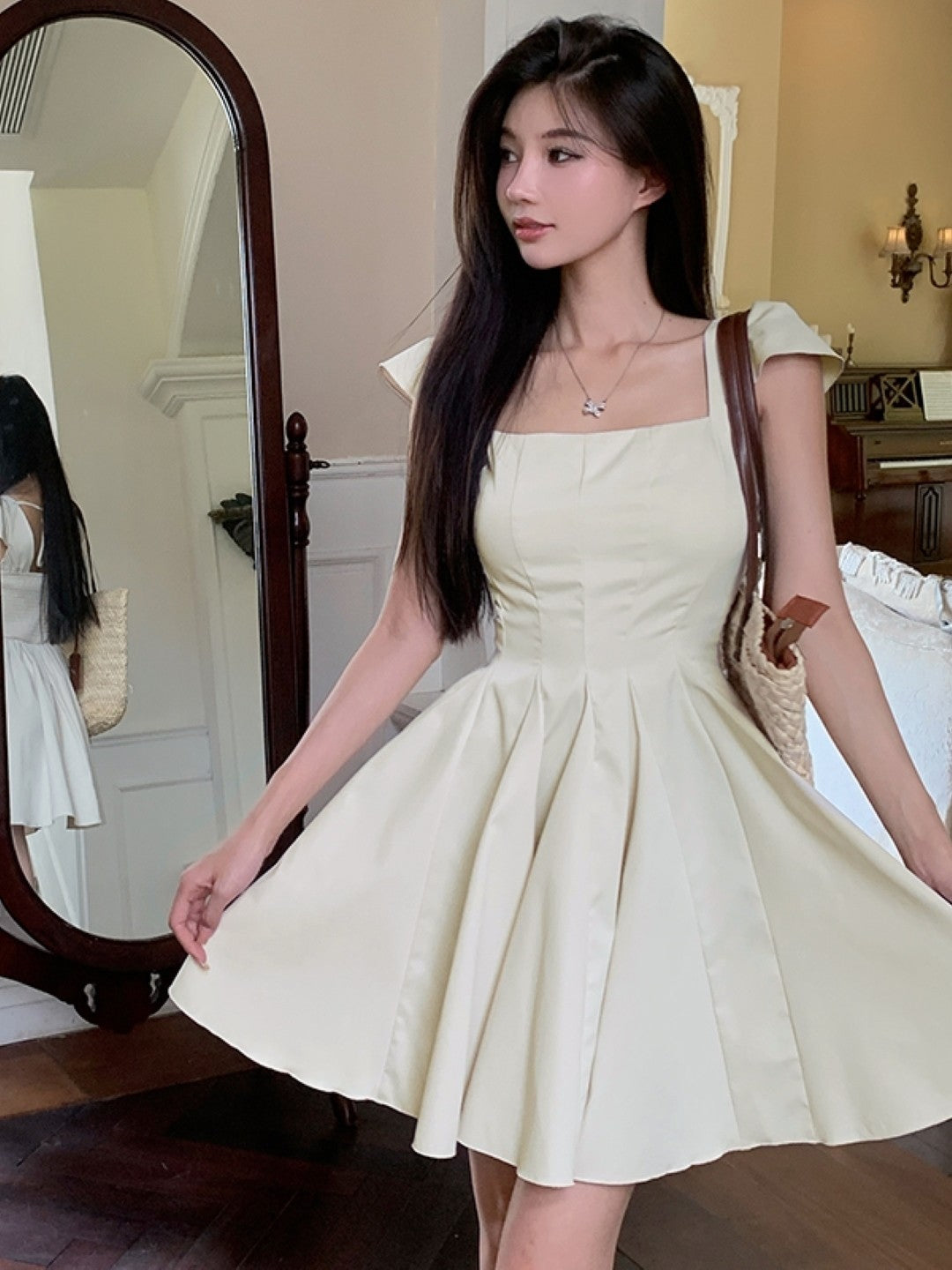 Cream Square Neck Short Sleeves Solid Polyester Bodycon Dress