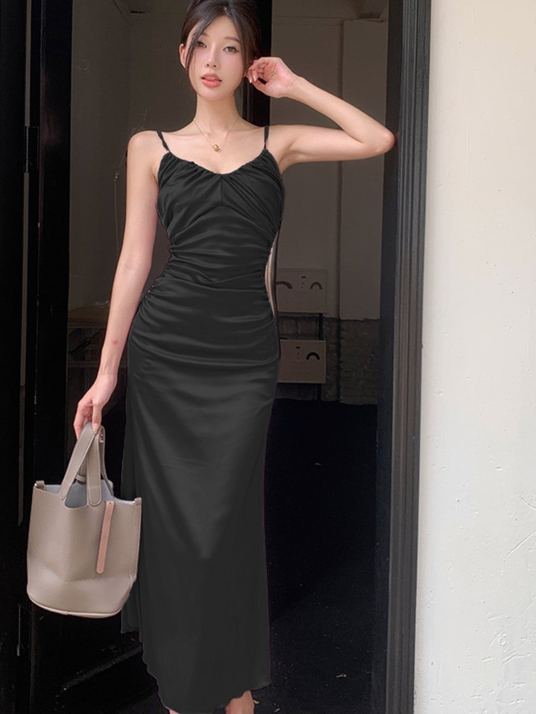 Black Shoulder Strap Sleeveless Solid Polyester Bodycon Dress