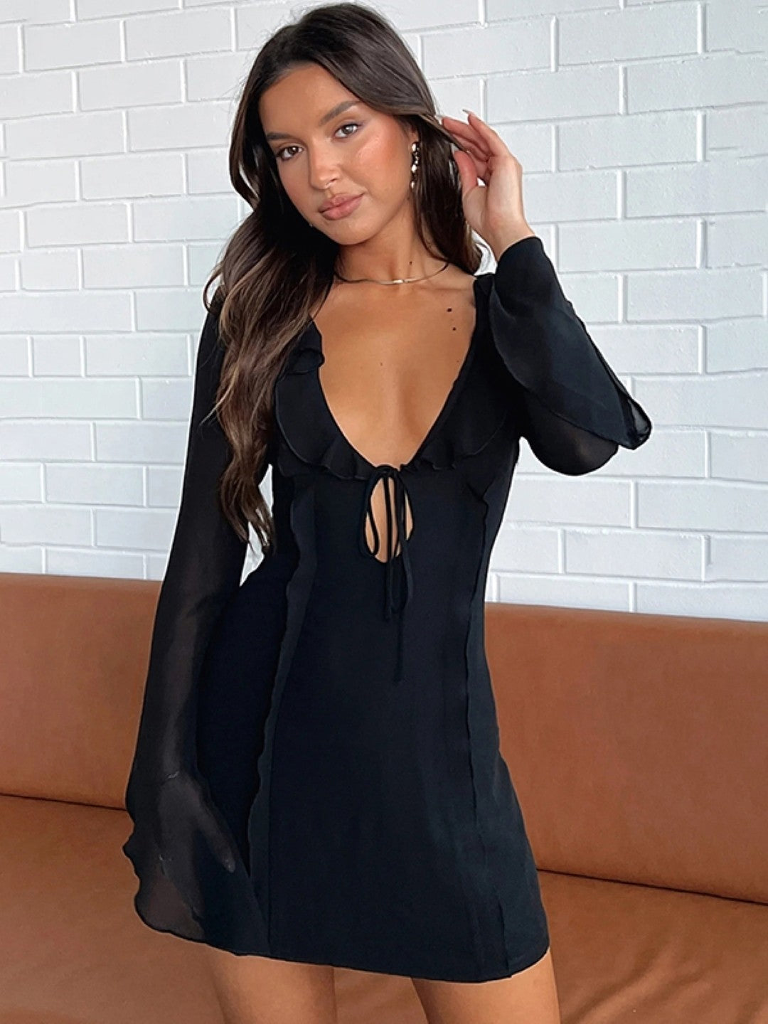 Black V-Neck Long Sleeves Solid Polyester Bodycon Dress