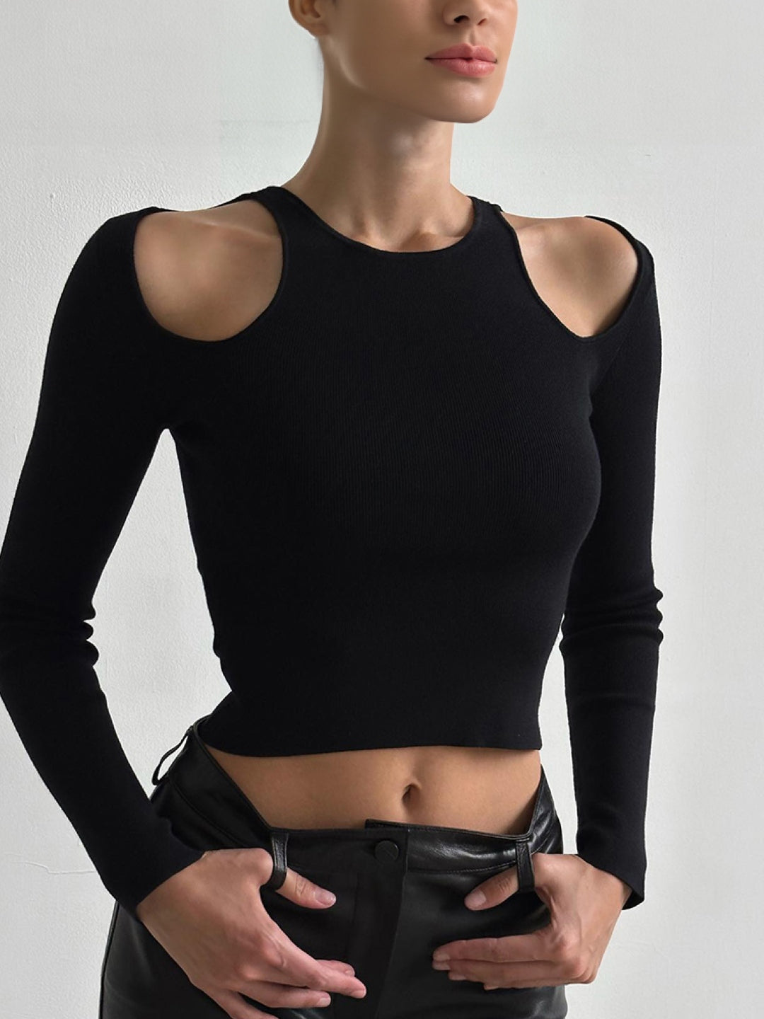 Black Round Neck Long Sleeves Cutout Viscose Crop Top