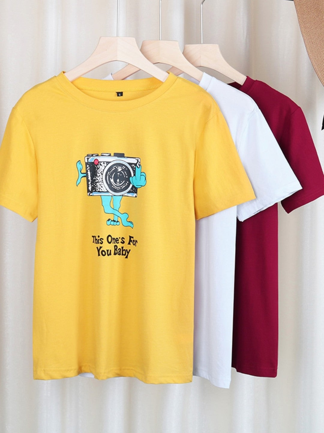 Yellow Round Neck Graphics Short Sleeves Cotton Top