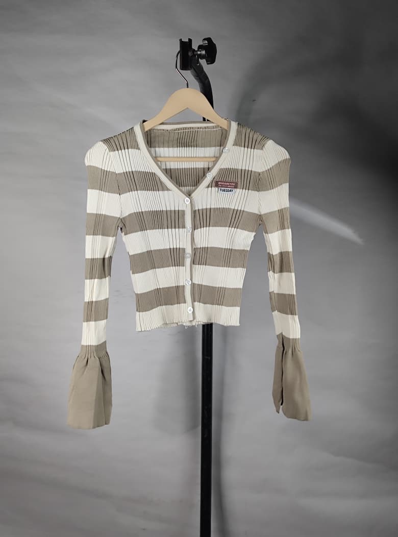 CREAM ROUND COLLAR SWEATER FOR WOMEN