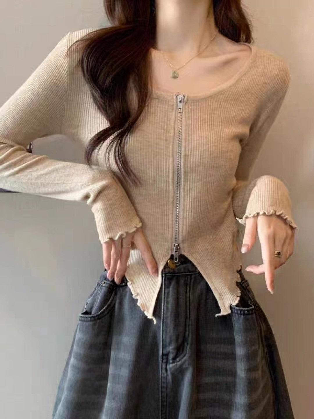 Brown Polyester V-Neck Long Sleeves Solid Top