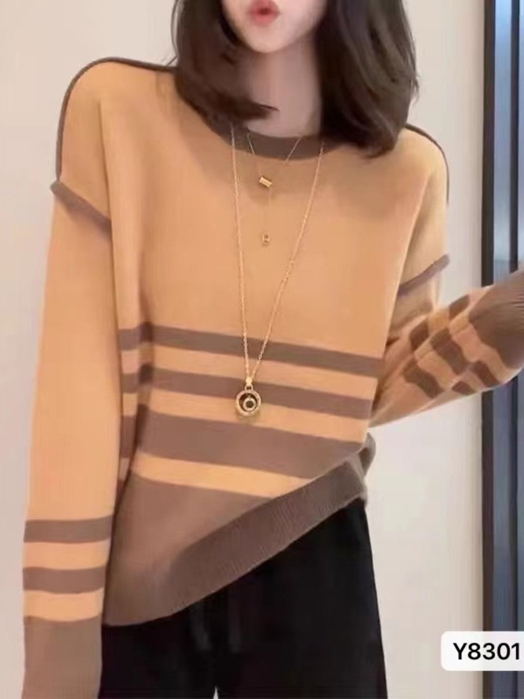 Brown Round Neck Long Sleeves Horizontal Stripes Top