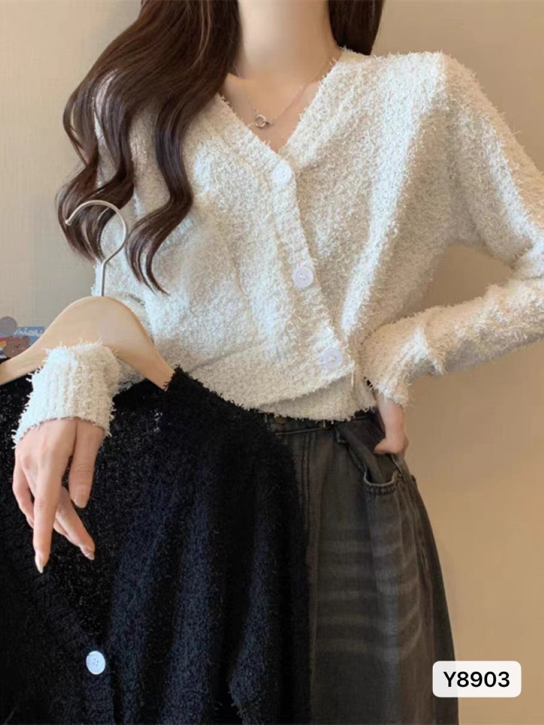 White Acrylic V-Neck Long Sleeves Solid Top